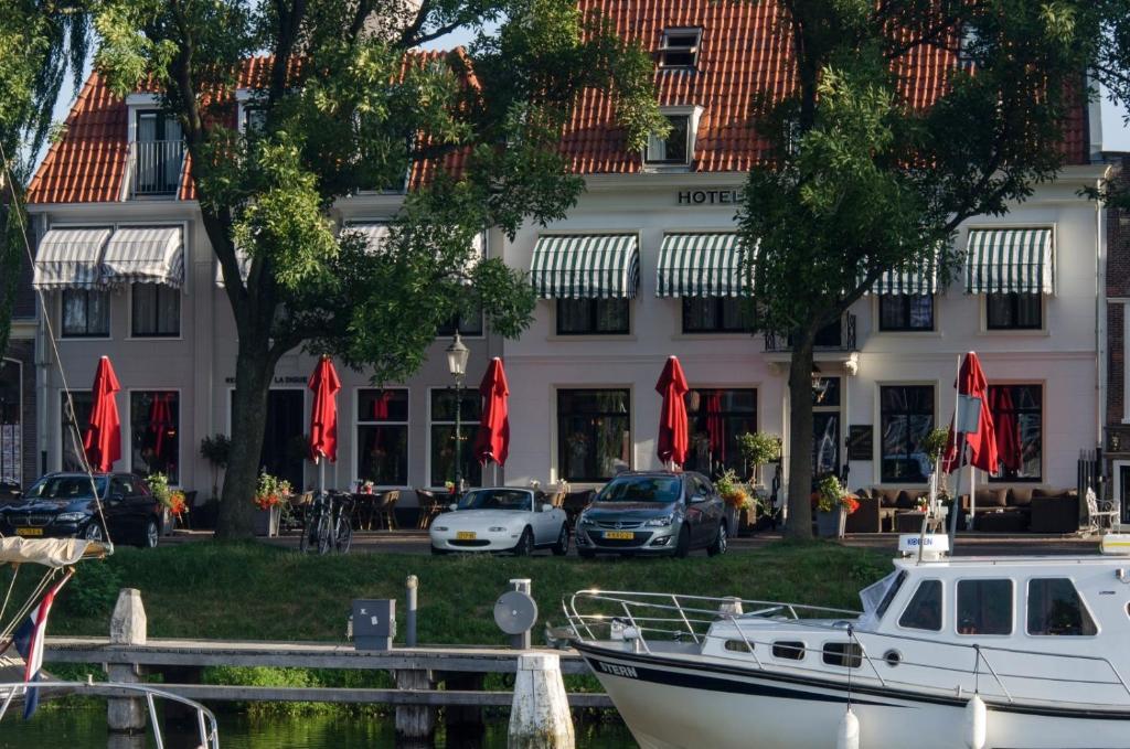 Die Port Van Cleve Enkhuizen Exterior photo