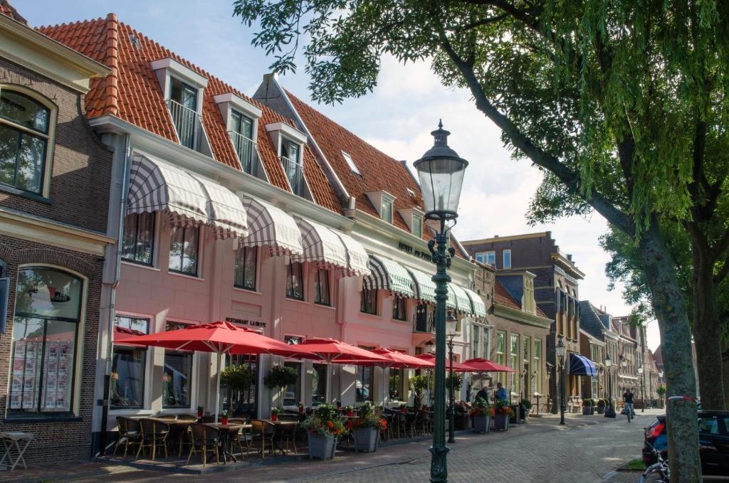 Die Port Van Cleve Enkhuizen Exterior photo